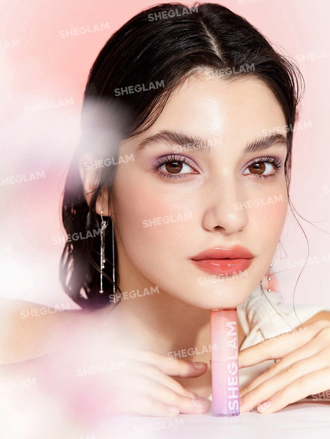 SHEGLAM - Mirror Kiss High-Shine Lipstick Plot Twist