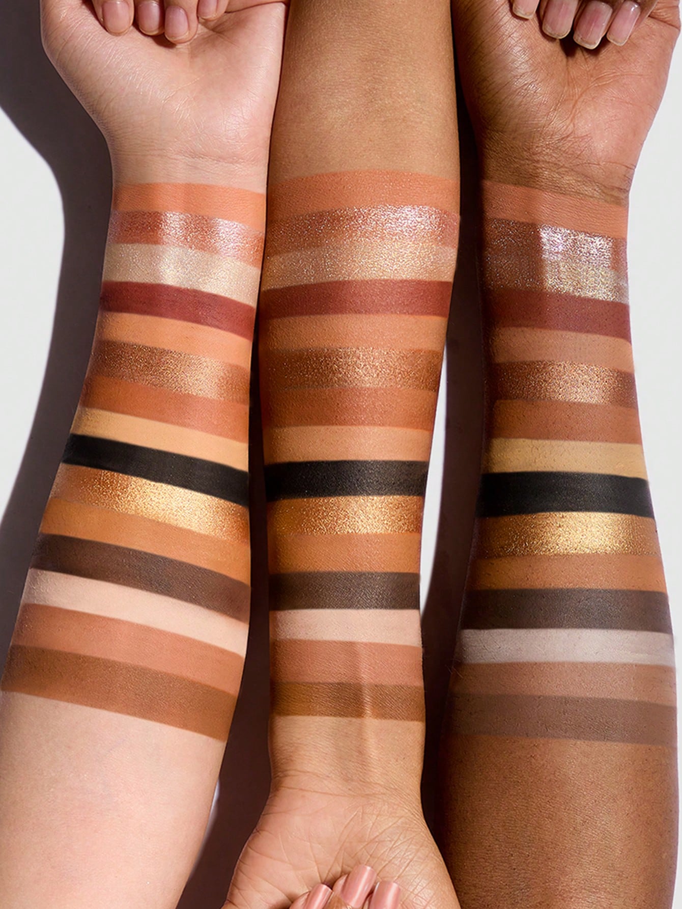 شيغلام - EYESHADOW PALETTE  Matinée In L.A. 15-Pan Palette
