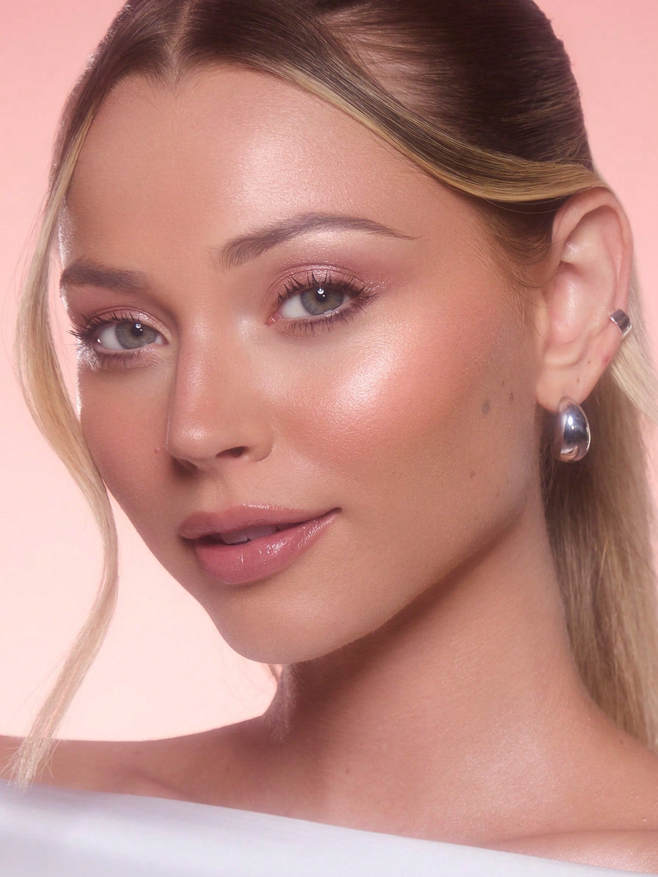 SHEGLAM - Sheglam - Buttery Bling Highlight Stick-42Pink Satin Pink Satin