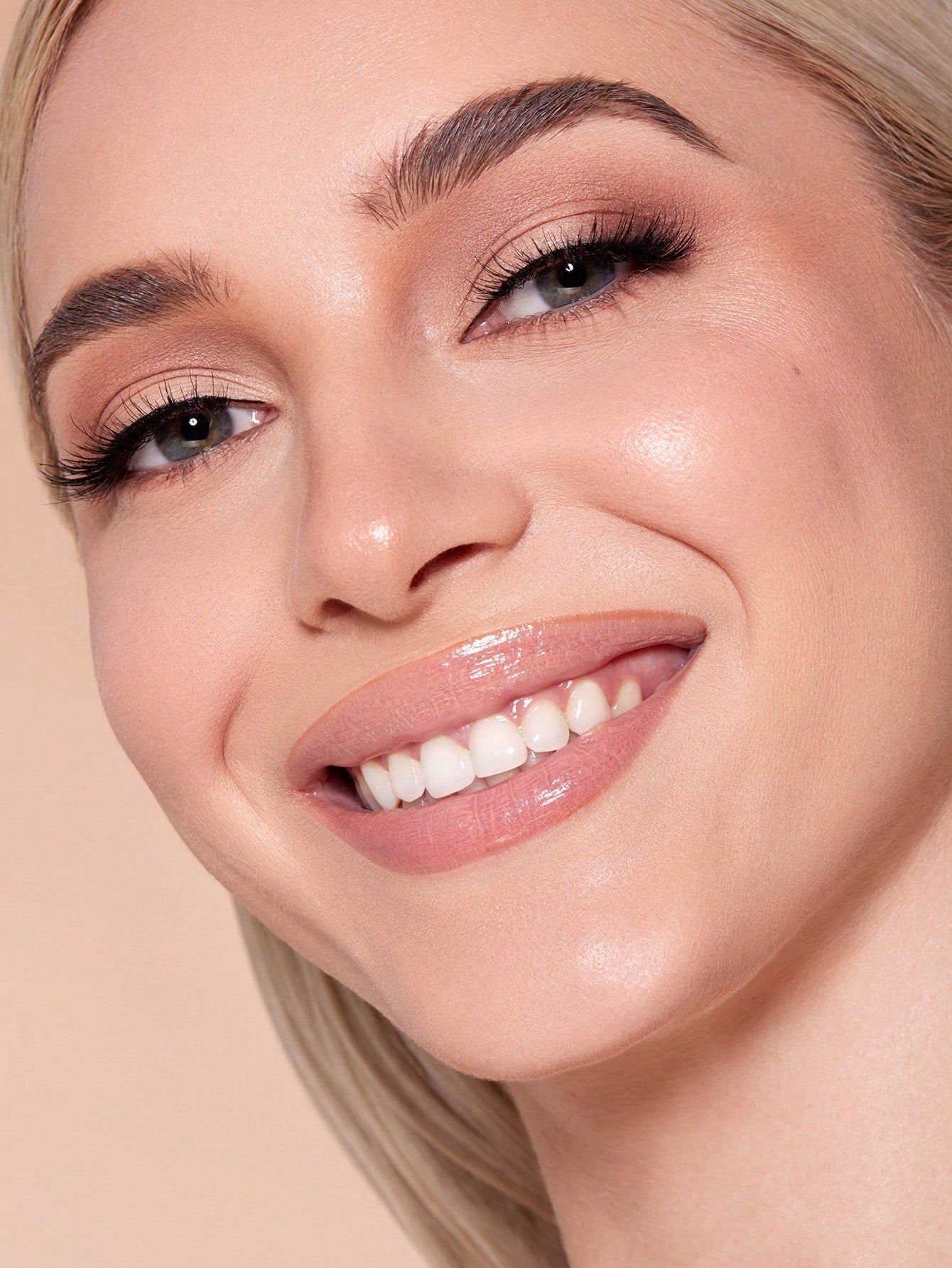 شيغلام - Skinfinite Hydrating كريم أساس  Skinfinite Hydrating كريم أساس-شِل