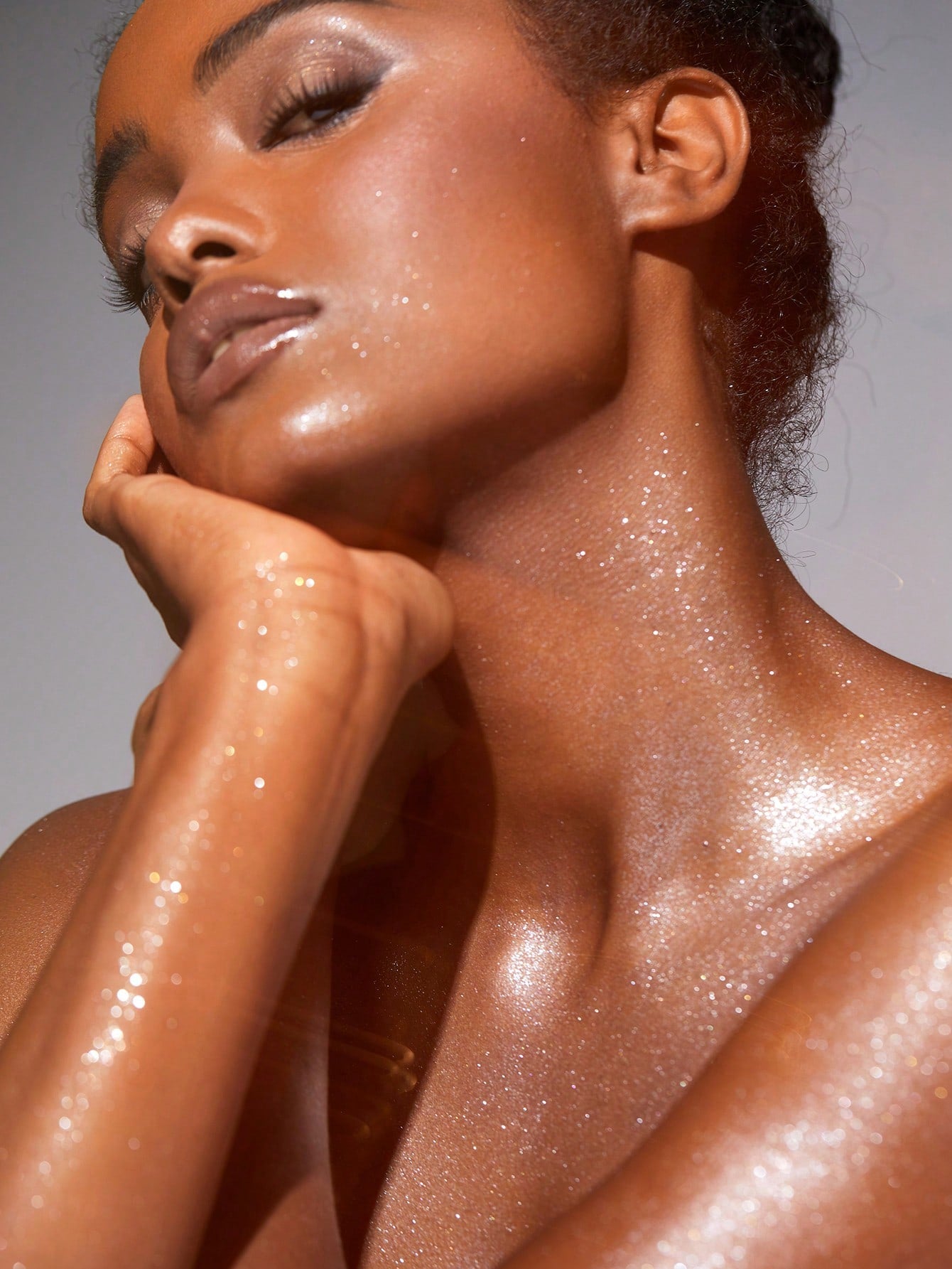SHEGLAM - Go Go Glow Highlighting Body Mist Frosted Opal